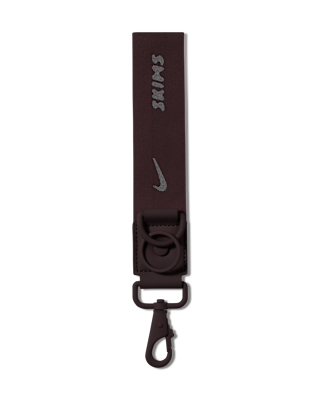 W+NSKM+KEYCHAIN.png
